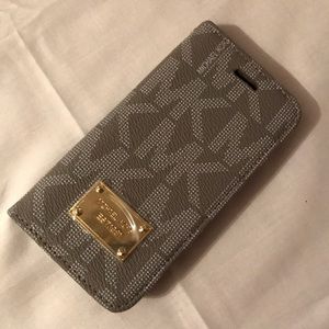 Michael Kors IPhone 7 ~ phone case